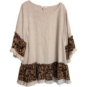 Umgee Beige Tunic Top with Leopard Print Trim EUC